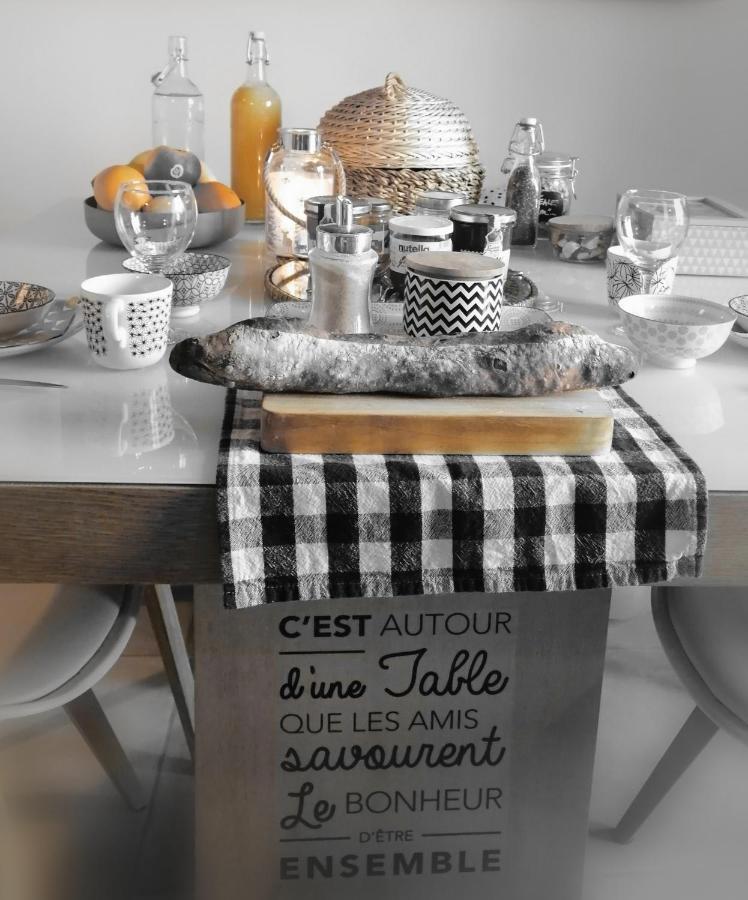 Bed and Breakfast Escapade Champetre Hauteville-sur-Fier Exterior foto