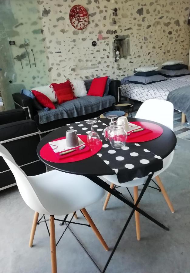 Bed and Breakfast Escapade Champetre Hauteville-sur-Fier Exterior foto