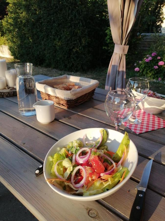 Bed and Breakfast Escapade Champetre Hauteville-sur-Fier Exterior foto